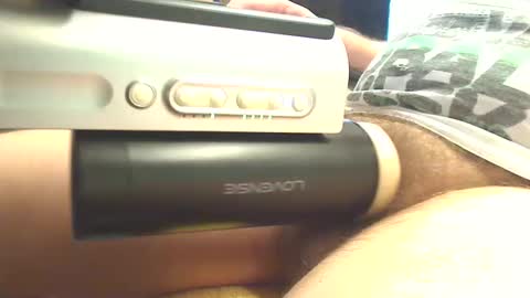 Snapshot of vibralove90 chatting on 09/26/25, 01:48 Vibralove online show from 09/26/25, 01:48