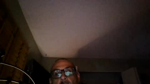 Snapshot of vic171477 chatting on 07/03/26, 08:21 vic171477 online show from 07/03/26, 08:21