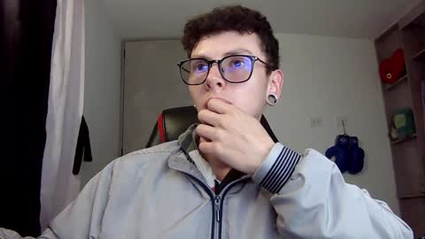 Vicent Brais online show from 12/15/24, 05:13