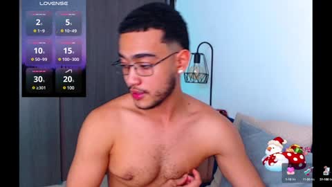 Snapshot of vicente_mendoza chatting on 12/30/24, 01:15 Vic online show from 12/30/24, 01:15