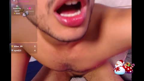 Snapshot of vicente_mendoza chatting on 02/13/25, 10:33 Vic online show from 02/13/25, 10:33