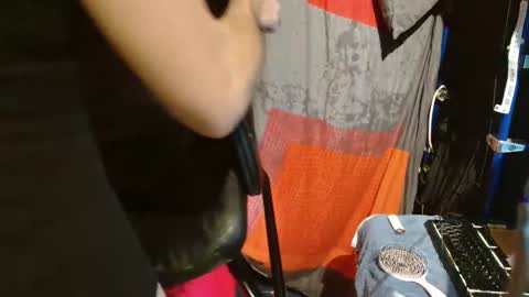 vices online show from 10/17/25, 06:49