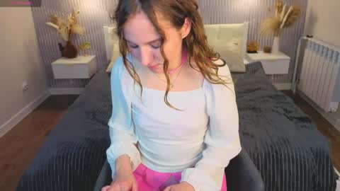 Snapshot of vicki_milles chatting on 05/11/26, 02:45 vicki_milles online show from 05/11/26, 02:45