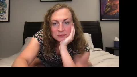 Vicki Stockings online show from 10/17/25, 01:31