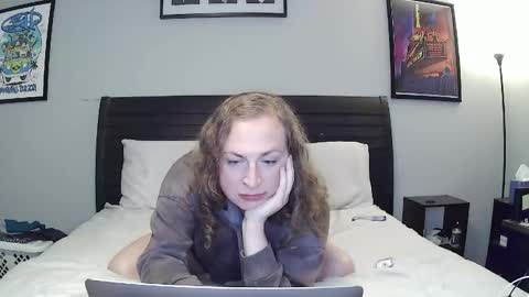 Snapshot of vicki_stockings chatting on 10/24/25, 02:30 Vicki Stockings online show from 10/24/25, 02:30