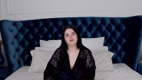 VickiBrooks online show from 02/11/25, 03:18