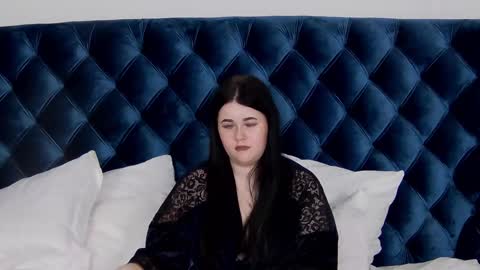 VickiBrooks online show from 02/12/25, 12:27