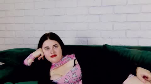 VickiBrooks online show from 02/13/25, 10:11