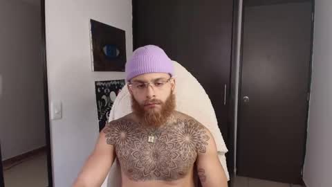 Snapshot of vickingcock7 chatting on 05/13/26, 06:38 vickingcock7 online show from 05/13/26, 06:38