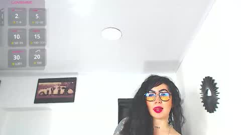 Vicky  online show from 02/06/26, 11:02