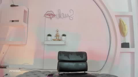 vicky_hottman online show from 10/26/25, 04:29