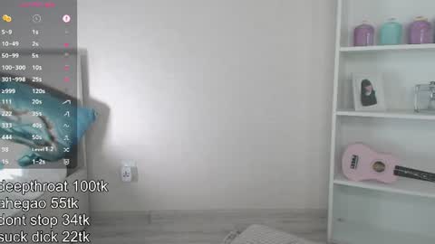 Snapshot of vickyfuckingdoll chatting on 07/06/26, 12:29 vickyfuckingdoll online show from 07/06/26, 12:29