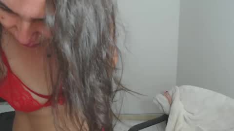 vickyjuice1 online show from 01/28/25, 12:05