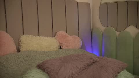 vickysecret96 online show from 02/25/25, 09:57