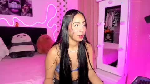 VICTORIA 3 online show from 11/11/25, 11:05