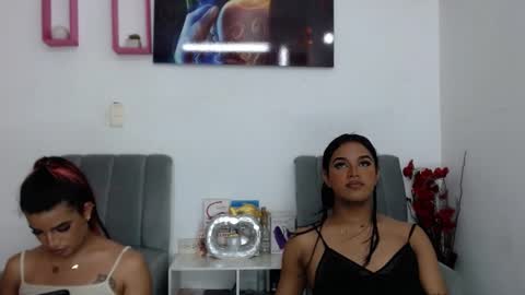 Snapshot of vickyxdany chatting on 02/26/25, 09:48 vickyxdany online show from 02/26/25, 09:48