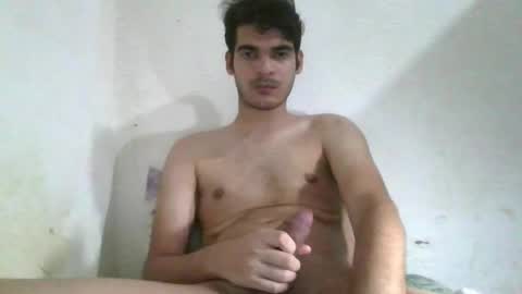 Snapshot of vicrrst chatting on 09/17/25, 01:40 Vic online show from 09/17/25, 01:40