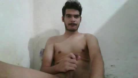 Snapshot of vicrrst chatting on 09/25/25, 12:14 Vic online show from 09/25/25, 12:14