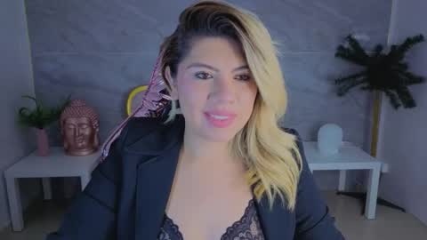 Snapshot of victoria01_s chatting on 02/28/26, 03:18 Vicky online show from 02/28/26, 03:18