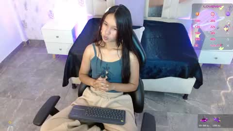 victoria1_tay online show from 04/27/26, 07:23