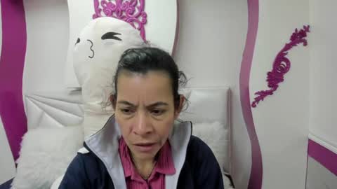 Victoria  grey  online show from 07/17/26, 05:18