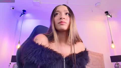  Victoria for you  online show from 11/08/25, 05:07