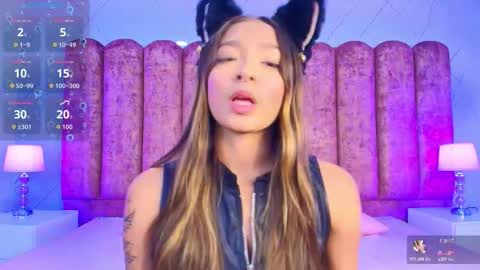  Victoria for you  online show from 11/19/25, 03:06