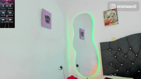 Victoria  independent model online show from 10/31/25, 04:41