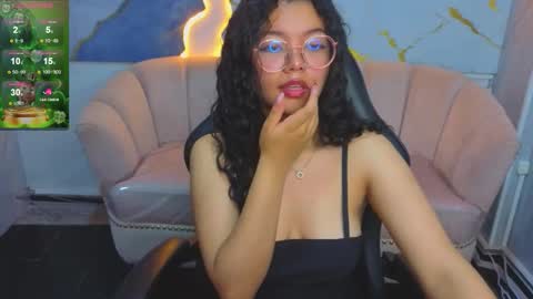 victoria_castillo_b online show from 03/19/26, 03:10
