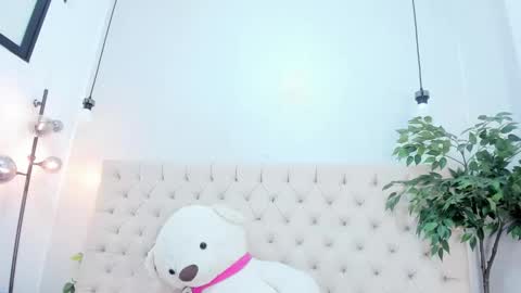 Victoria online show from 03/05/26, 10:17