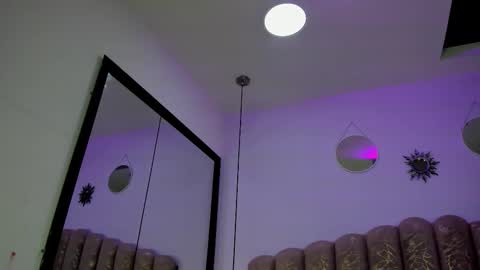 Snapshot of victoria_cooper3 chatting on 02/19/26, 12:12 valentina online show from 02/19/26, 12:12