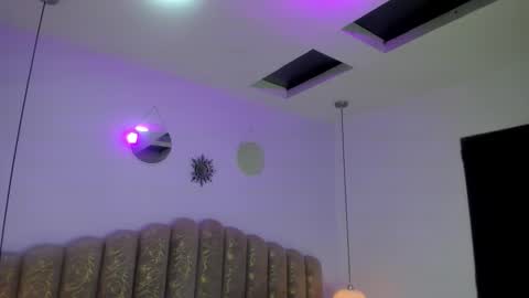 Snapshot of victoria_cooper3 chatting on 02/20/26, 12:05 valentina online show from 02/20/26, 12:05