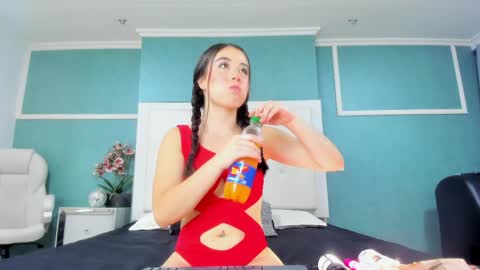    online show from 05/01/26, 12:10