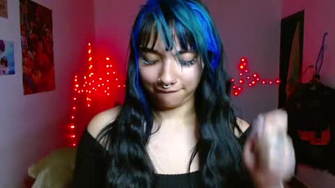 Snapshot of victoria_goddes chatting on 04/22/26, 04:15 victoria online show from 04/22/26, 04:15