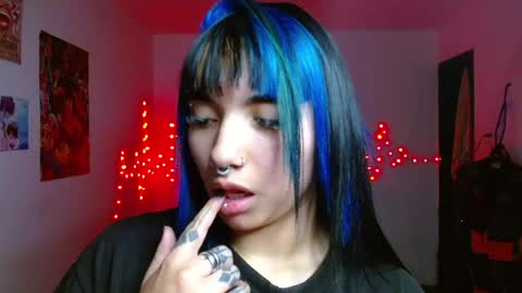 Snapshot of victoria_goddes chatting on 04/28/26, 04:28 victoria online show from 04/28/26, 04:28