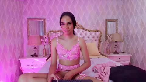 Snapshot of victoria_gomezz16 chatting on 01/21/25, 11:34 Victoria online show from 01/21/25, 11:34