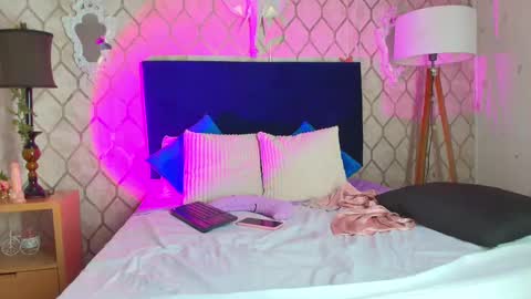 Snapshot of victoria_gomezz16 chatting on 02/22/25, 02:17 Victoria online show from 02/22/25, 02:17