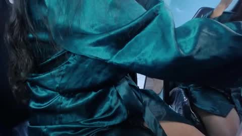 Victoria online show from 12/04/25, 01:09