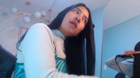 Victoria online show from 03/31/26, 01:22