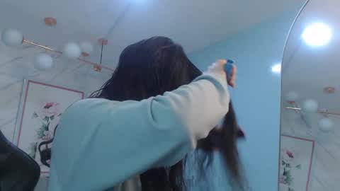 Victoria online show from 04/08/26, 01:11