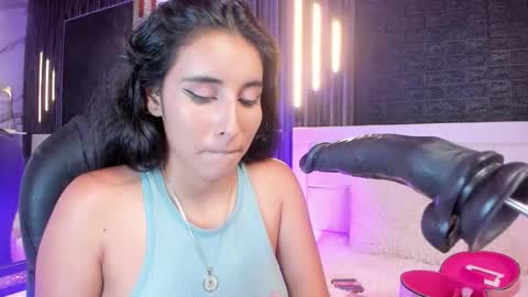 Victoria Houston  online show from 09/11/25, 07:47