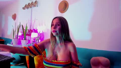 Victoria  online show from 02/04/25, 01:45