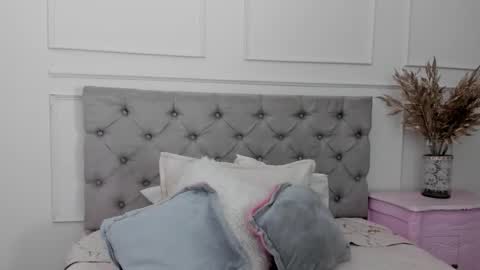 victoria_jonness online show from 12/21/25, 11:17