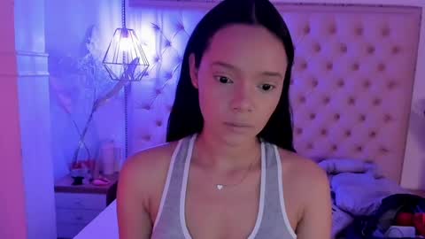 Snapshot of victoria_kitt chatting on 10/08/25, 03:09 victoria_kitt online show from 10/08/25, 03:09