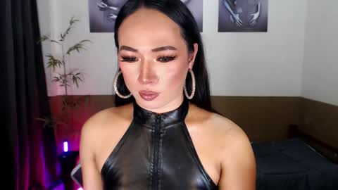 Victoria online show from 04/21/26, 02:51