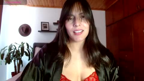 Snapshot of victoria_martelo chatting on 05/13/26, 06:16 VICTORIA MARTELO online show from 05/13/26, 06:16