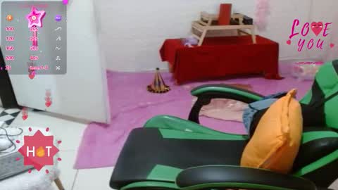 VICKY online show from 03/15/26, 01:44