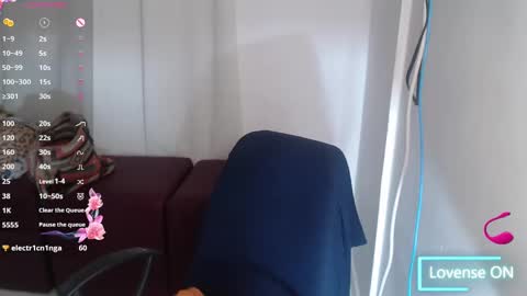 Snapshot of victoria_milf06 chatting on 02/12/25, 10:48 victoria online show from 02/12/25, 10:48