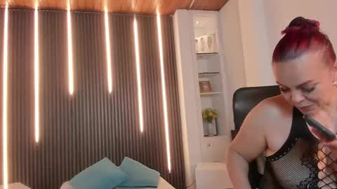 Victoria   Everyday From 1400 to 2130 Col Time online show from 10/30/25, 04:52