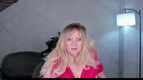 Victoria My schedule for the week 2 GMT 3am-9am TuWeThFrSa online show from 04/05/26, 01:03